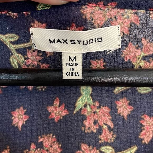 Max Studio Baby Doll Boho Blouse Blue/pink floral Size‎ Medium - Picture 7 of 10